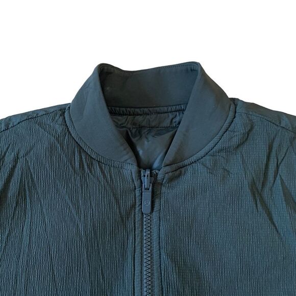 Lululemon Reversible Non-Stop Bomber Size 4 - Picture 3 of 10